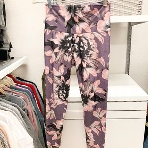 Onzie floral leggings S/M